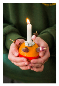 Crib Service with Christingle Workshop – Sunday 14 December at 3pm